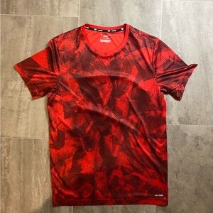 Tek Gear Red Patterned Short Sleeve Tee